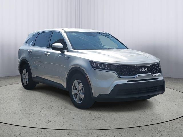 2022 Kia Sorento LX