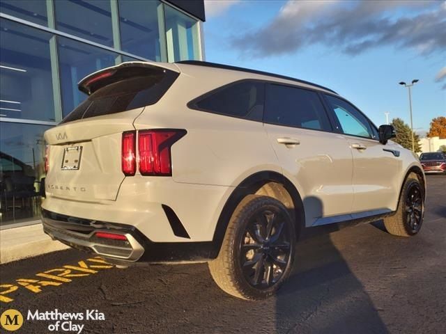 2022 Kia Sorento SX