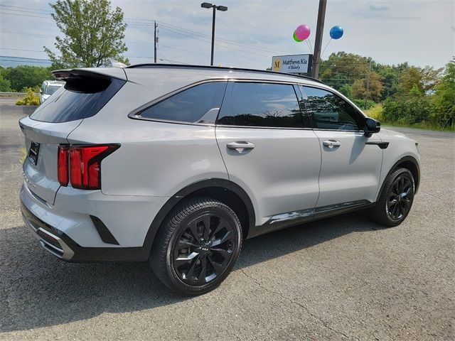 2022 Kia Sorento SX