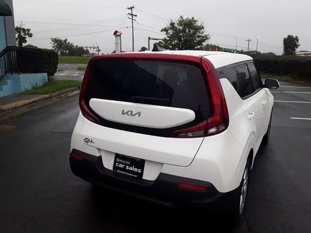 2022 Kia Soul LX