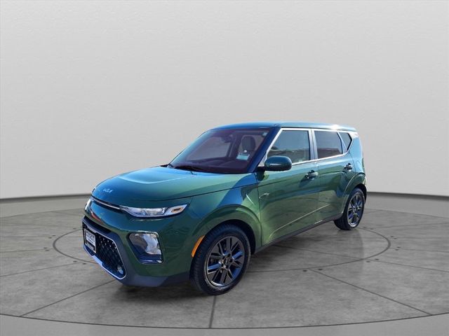 2022 Kia Soul EX