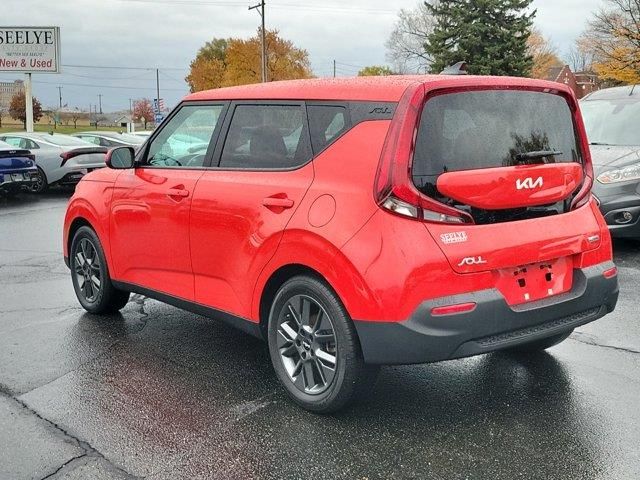 2022 Kia Soul EX