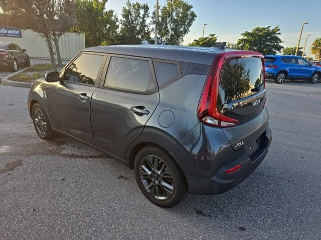 2022 Kia Soul EX