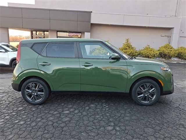 2022 Kia Soul EX