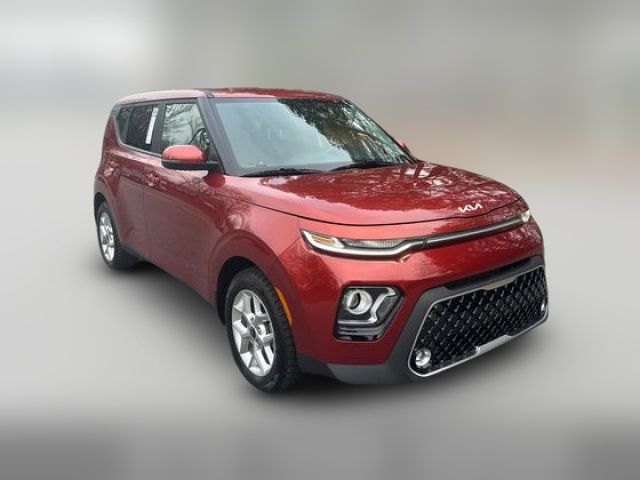 2022 Kia Soul EX