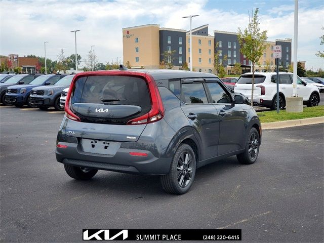 2022 Kia Soul EX