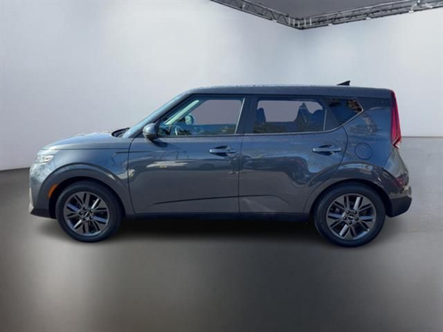 2022 Kia Soul EX