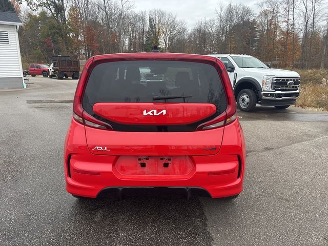 2022 Kia Soul GT-Line