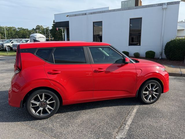 2022 Kia Soul GT-Line