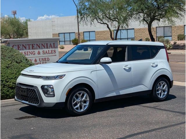 2022 Kia Soul LX