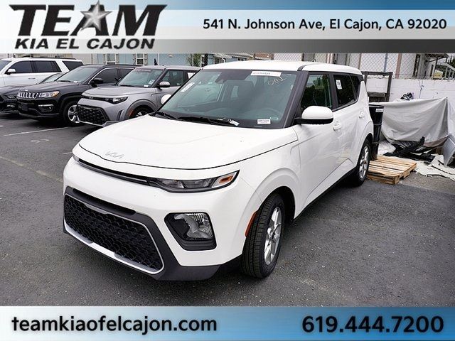 2022 Kia Soul LX