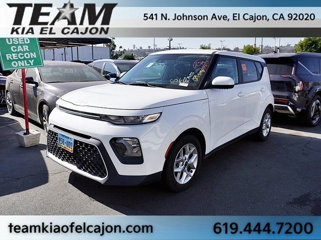 2022 Kia Soul LX