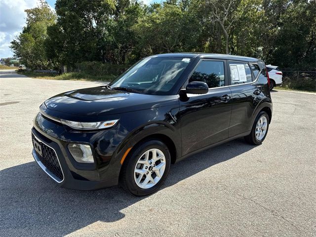 2022 Kia Soul LX