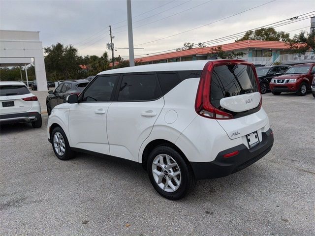 2022 Kia Soul LX