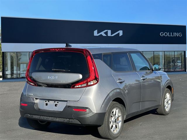 2022 Kia Soul LX