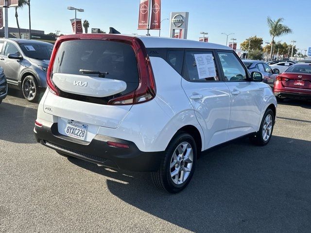 2022 Kia Soul LX