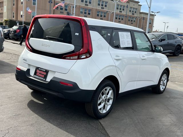 2022 Kia Soul LX