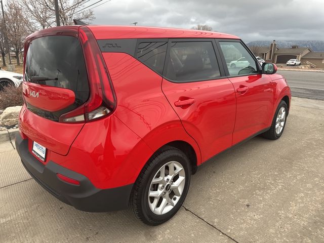 2022 Kia Soul LX