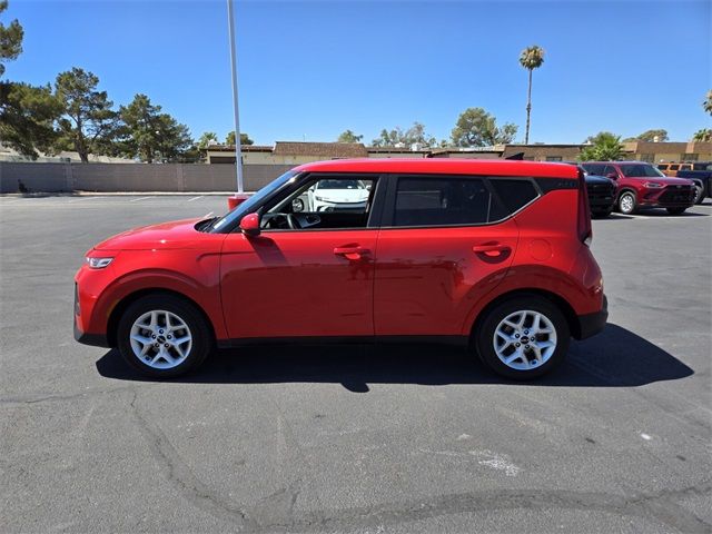 2022 Kia Soul LX