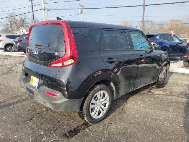 2022 Kia Soul LX