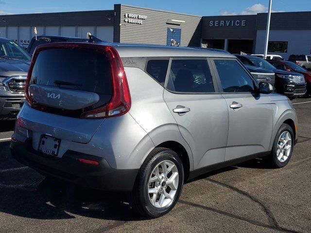 2022 Kia Soul LX