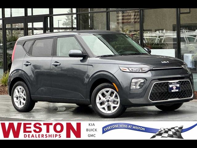 2022 Kia Soul LX