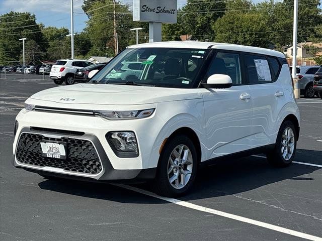 2022 Kia Soul LX