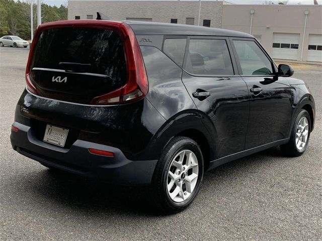 2022 Kia Soul LX