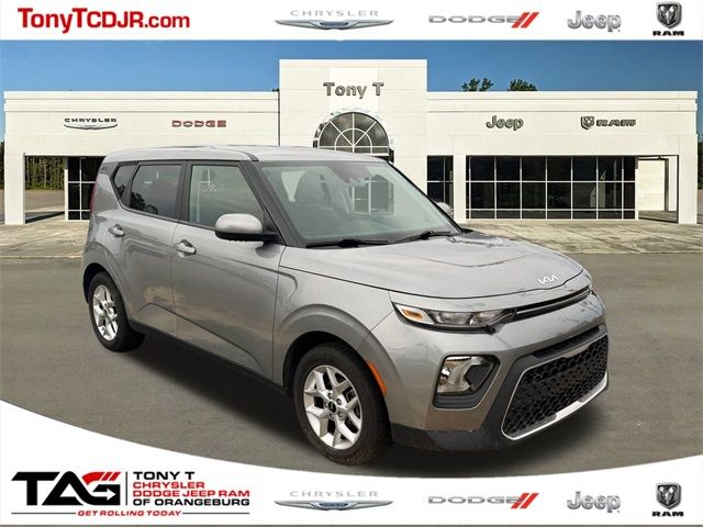 2022 Kia Soul LX