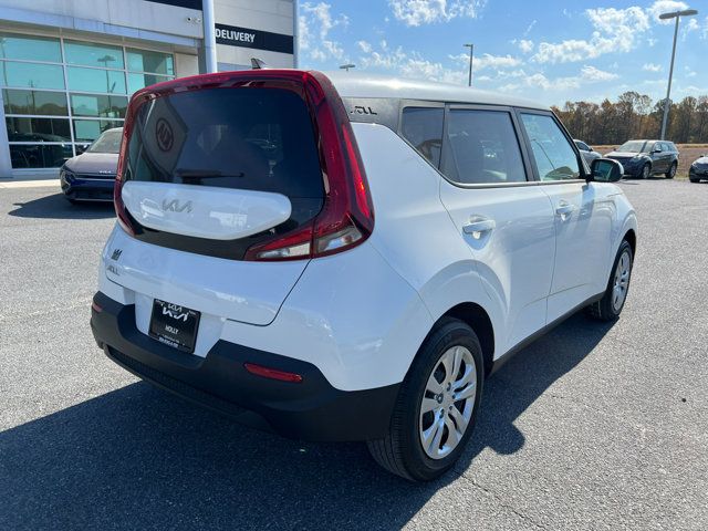 2022 Kia Soul LX