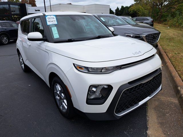 2022 Kia Soul LX