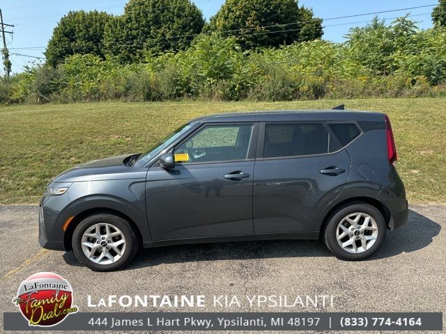 2022 Kia Soul LX