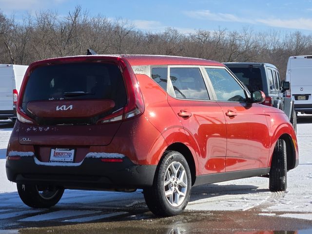 2022 Kia Soul LX