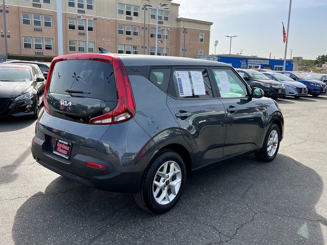 2022 Kia Soul LX