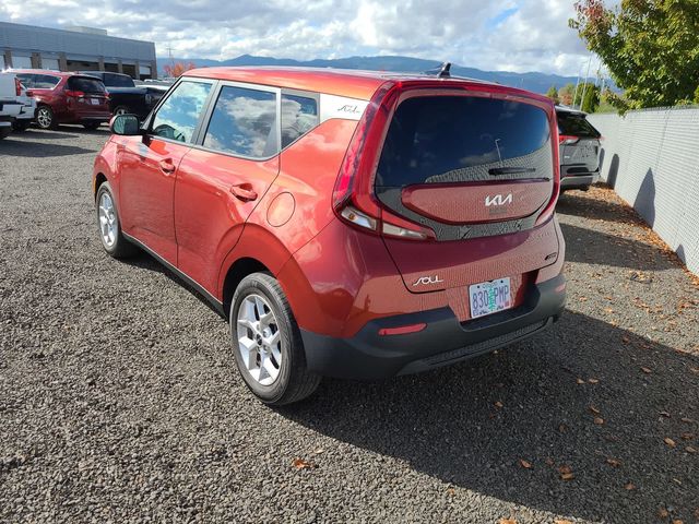 2022 Kia Soul LX