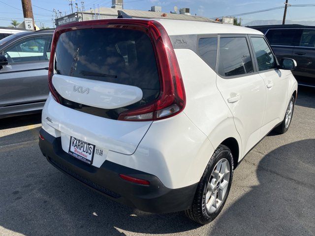 2022 Kia Soul LX