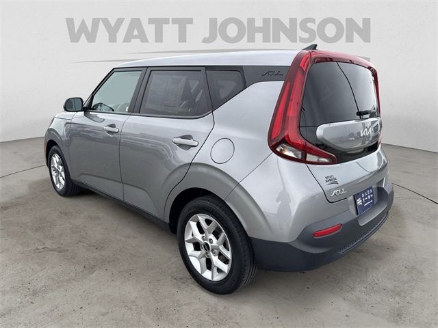 2022 Kia Soul LX