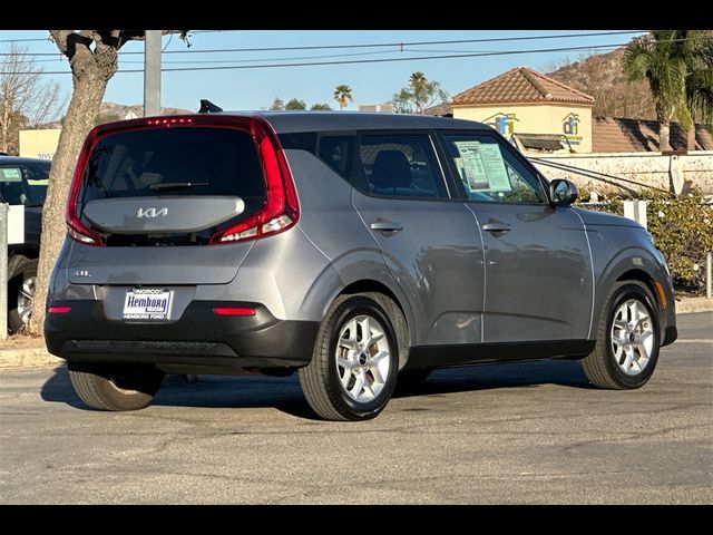 2022 Kia Soul LX