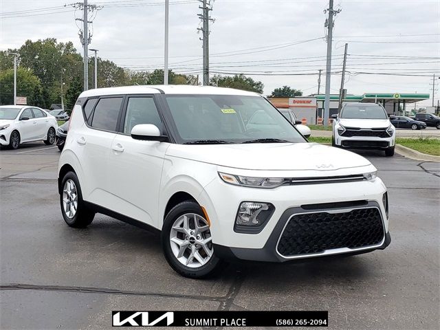 2022 Kia Soul LX