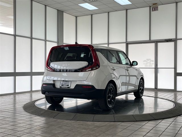 2022 Kia Soul LX