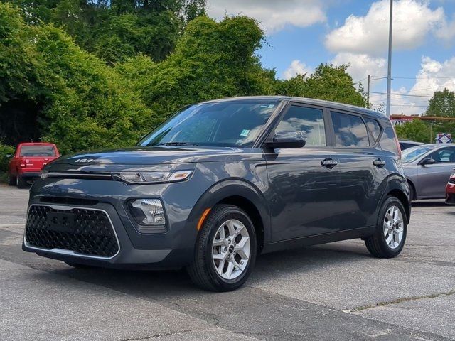 2022 Kia Soul LX