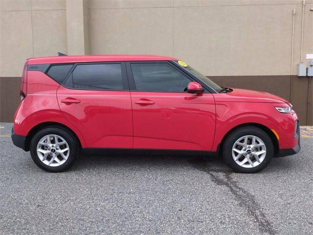 2022 Kia Soul LX