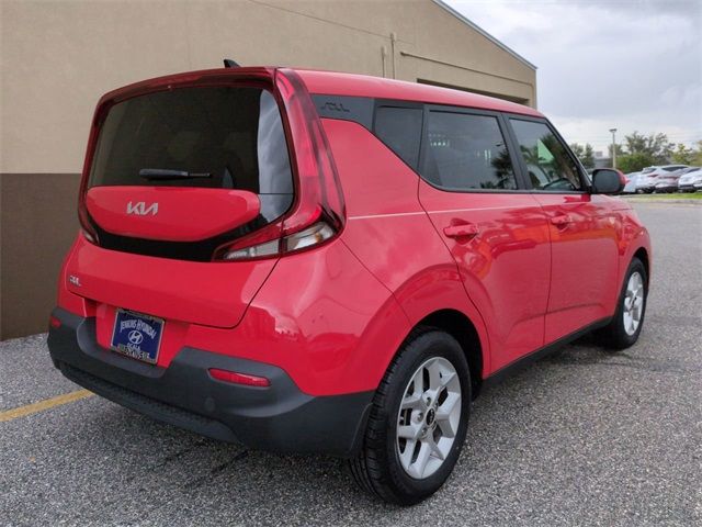 2022 Kia Soul LX