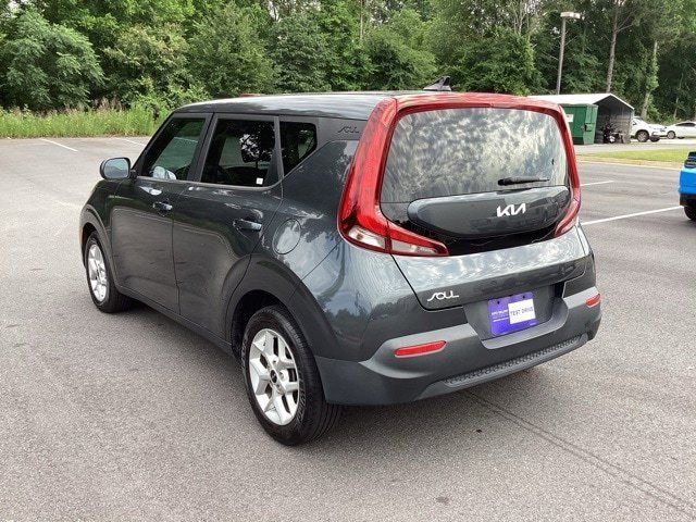 2022 Kia Soul LX