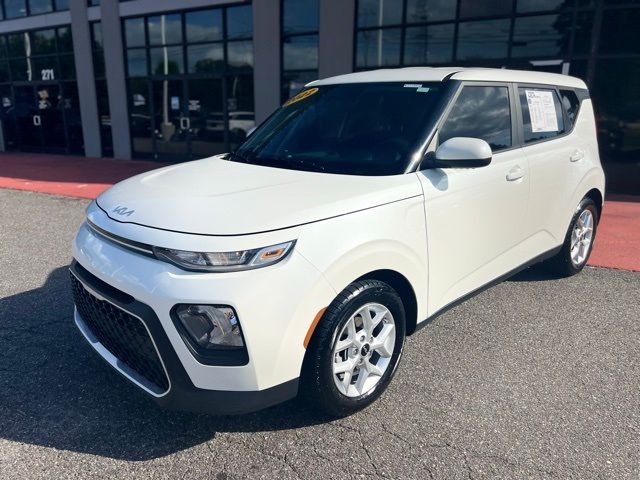 2022 Kia Soul LX