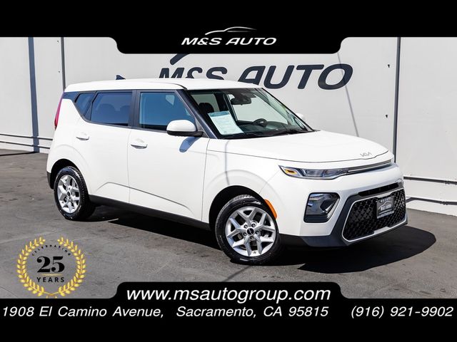 2022 Kia Soul LX