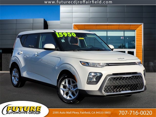 2022 Kia Soul LX