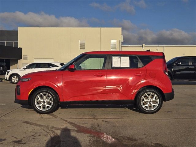 2022 Kia Soul LX