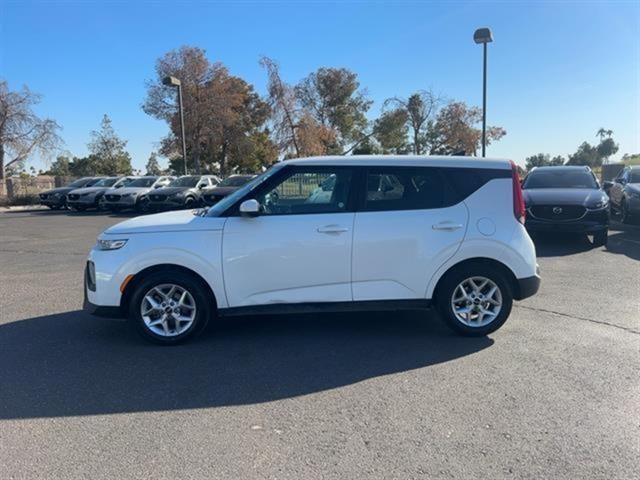 2022 Kia Soul LX