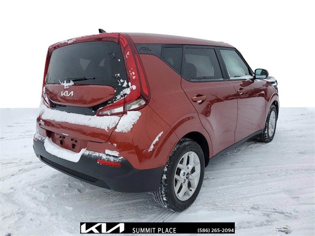 2022 Kia Soul LX